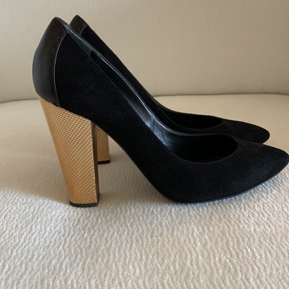 Giuseppe Zanotti Camoscio gold stacked heel pumps